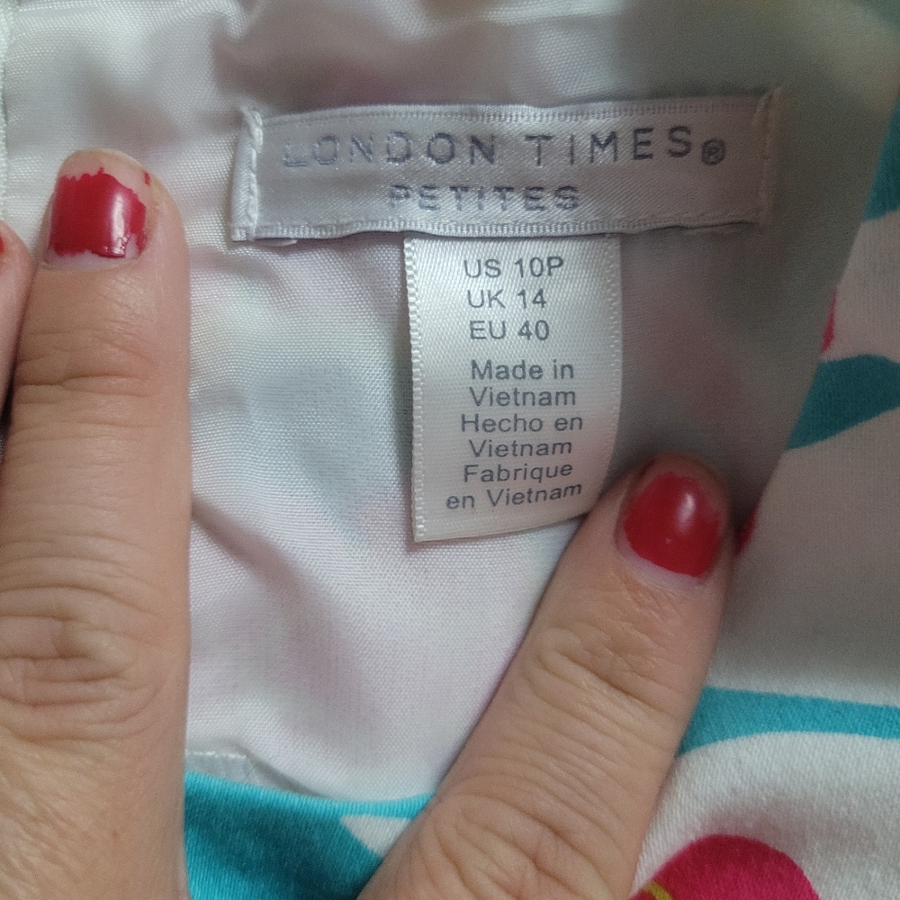 Floral Vintage 70s Dress in Pink and Blue - Picture 5 of 7